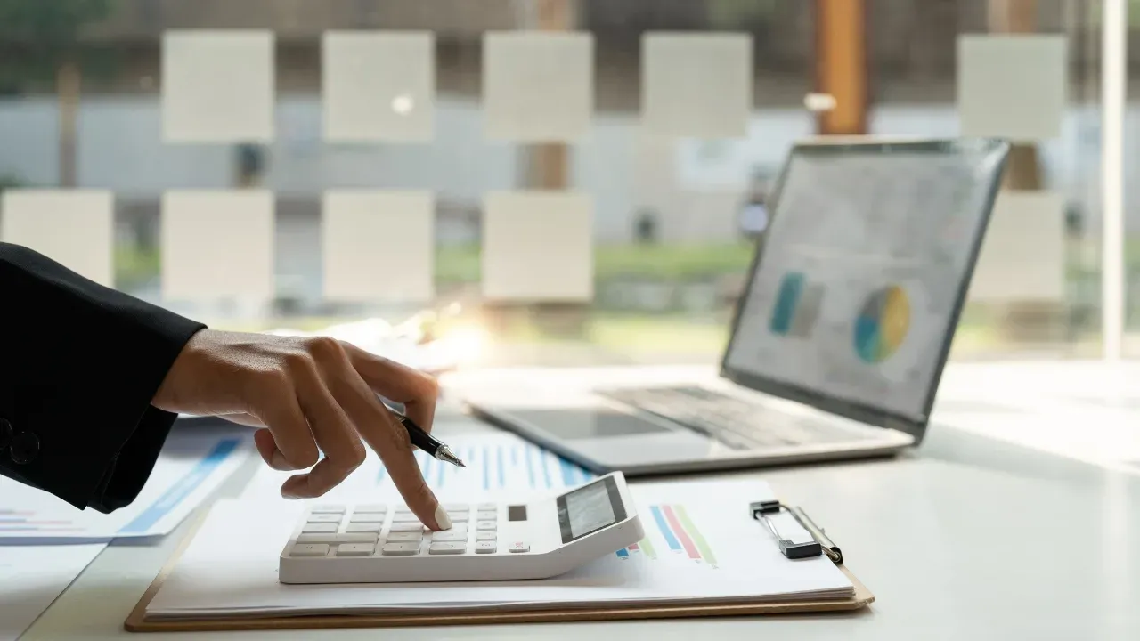 الفرق بين الحسابات الختامية والقوائم المالية