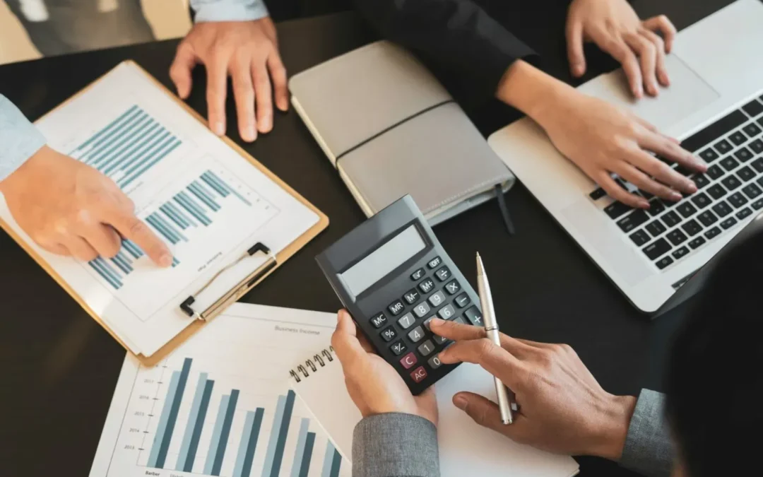 اخصائي حوكمة ومراجعة داخلية